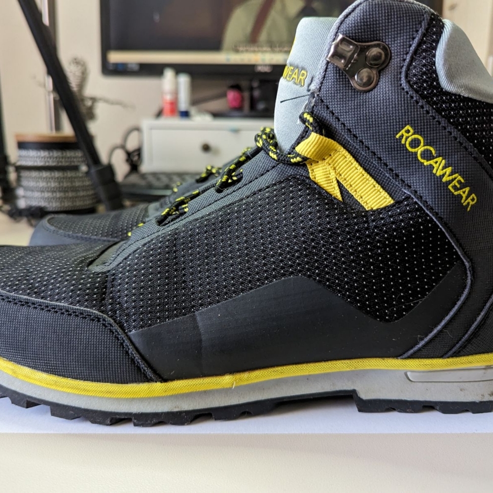 Boots - Picture 2 of 6